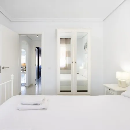 Apartamento Black And White Free Wifi