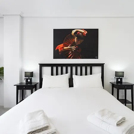 Black And White Free Wifi Lejlighed *