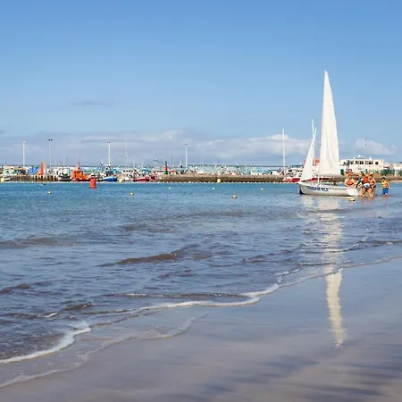 Black And White Free Wifi * Los Cristianos (Tenerife)