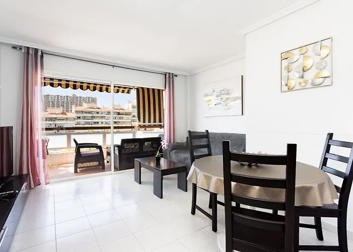 Black And White Free Wifi Apartment Los Cristianos (Tenerife)